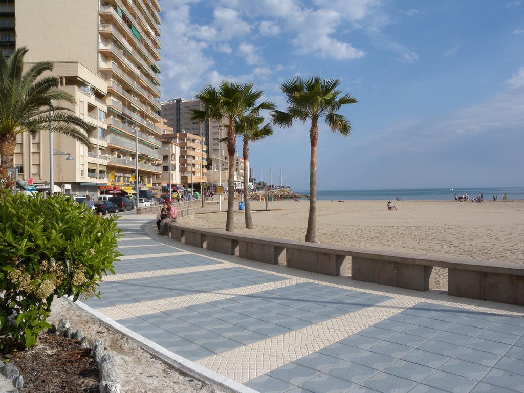 Apartamento Primera Linea de Playa Oropesa del Mar Habitación foto